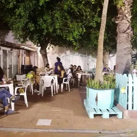 Villarosa Con Vespa Rent فندق