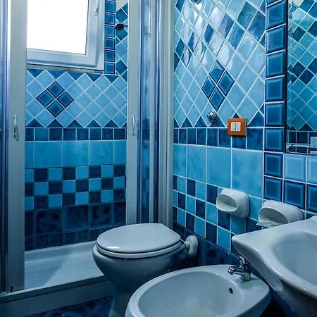 Villarosa Con Vespa Rent Hotel