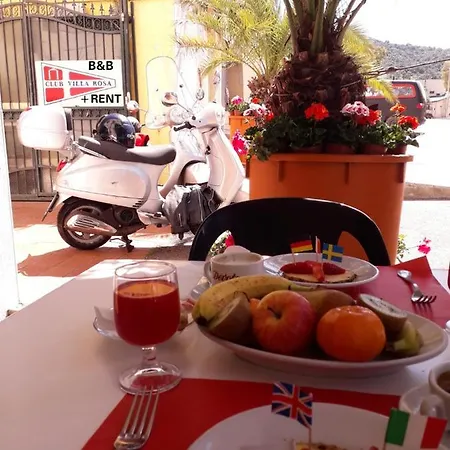 Villarosa Con Vespa Rent ホテル サッロク