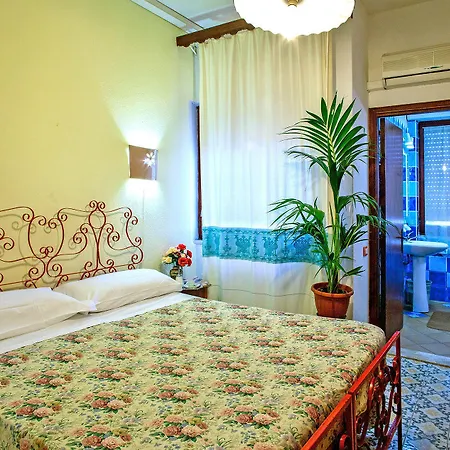 Villarosa Con Vespa Rent