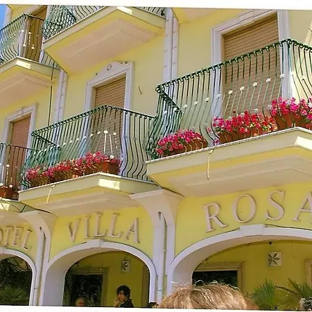 Villarosa Con Vespa Rent 2* סארוק