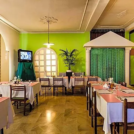 Villarosa Con Vespa Rent 2* סארוק