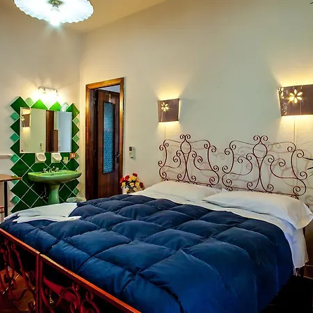 Villarosa Con Vespa Rent