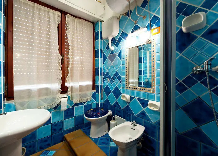 Hotel Villarosa Con Vespa Rent Sarroch